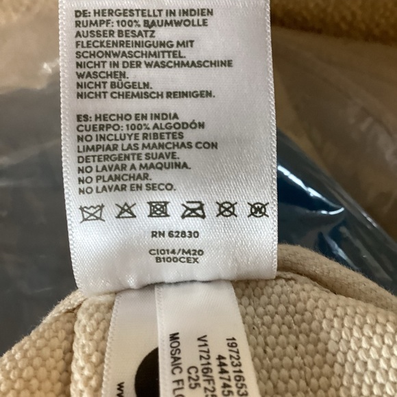 Lands end Large Blue and White Floral , open Tote Bag, 100% cotton canvas. - Picture 9 of 11